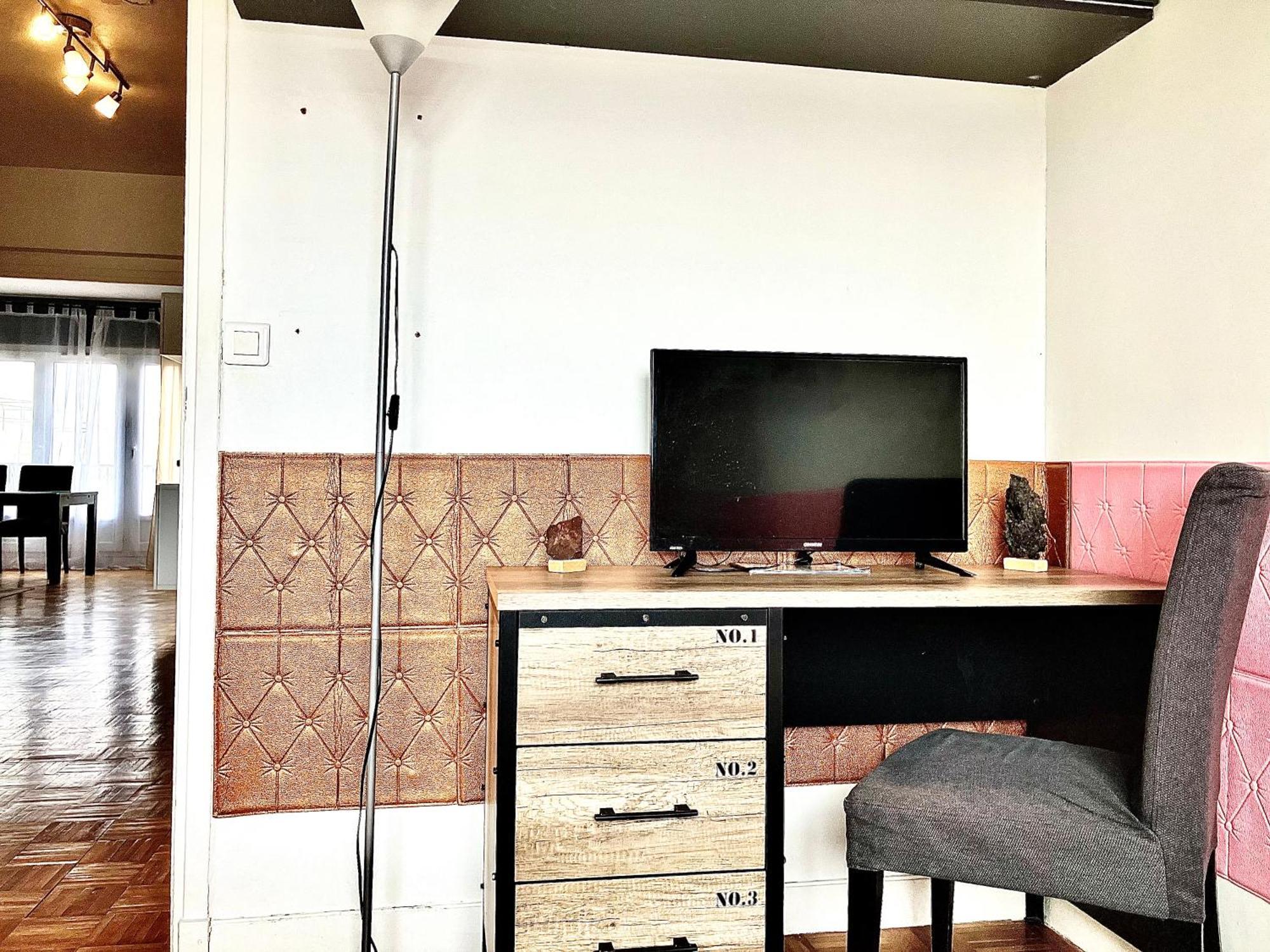 Parisian Lounge 8 Pers Front Station Apartment Villemomble Bagian luar foto