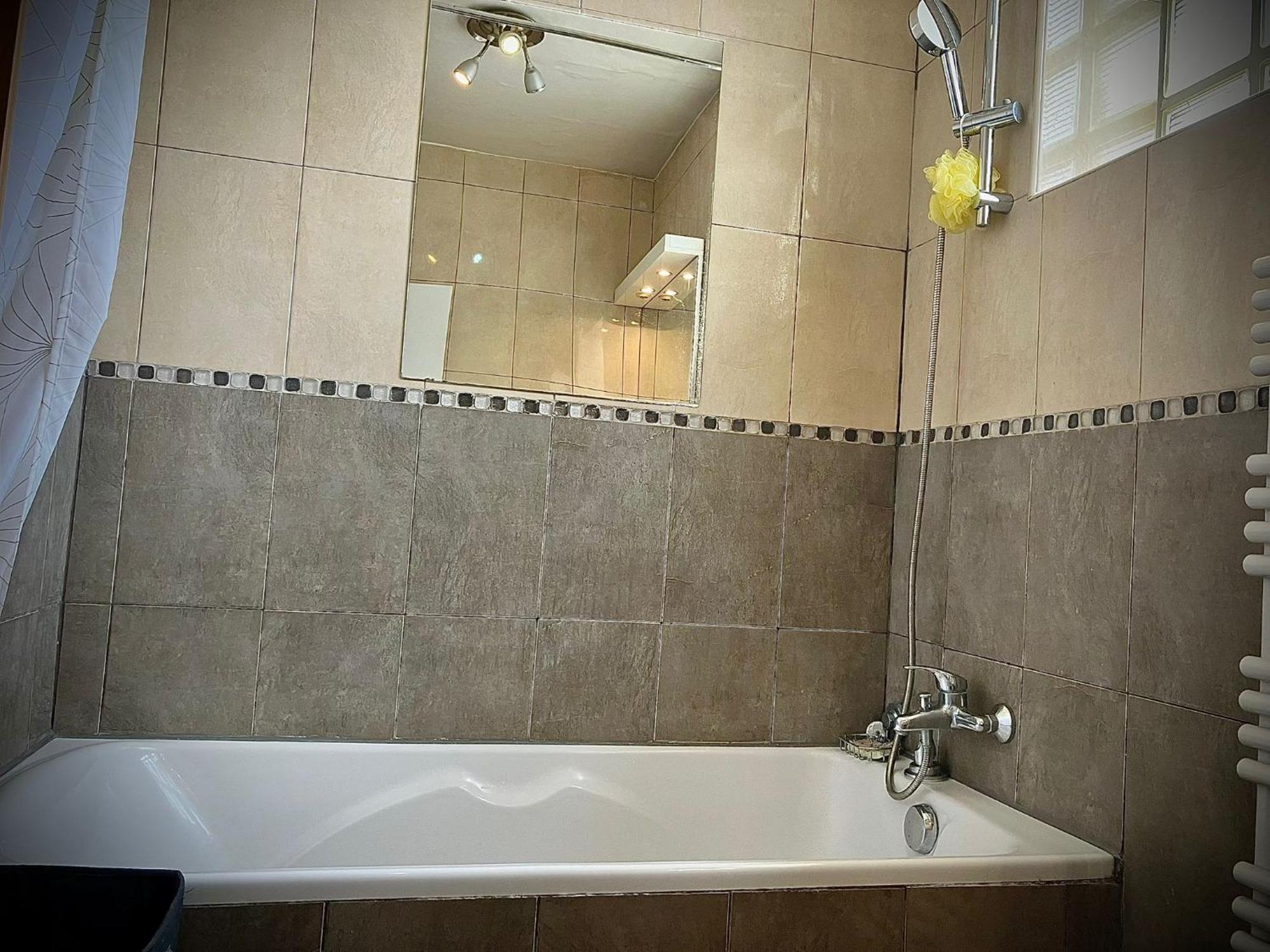 Parisian Lounge 8 Pers Front Station Apartment Villemomble Bagian luar foto